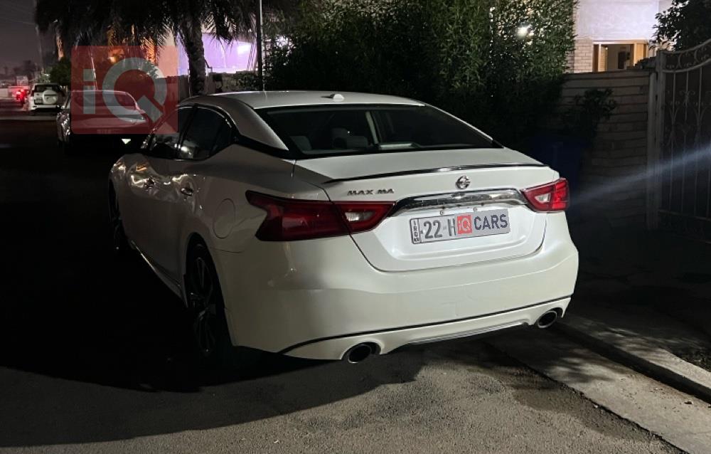 نیسان مەگزیما